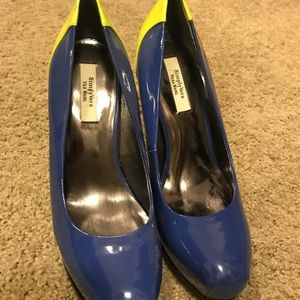 Vera wang high heels size 8
